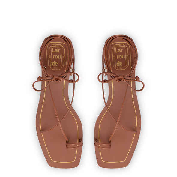 Portofino Flat Sandal In Caramel Leather