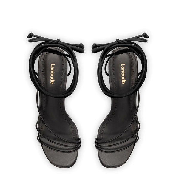 Sara Sandal In Black Leather