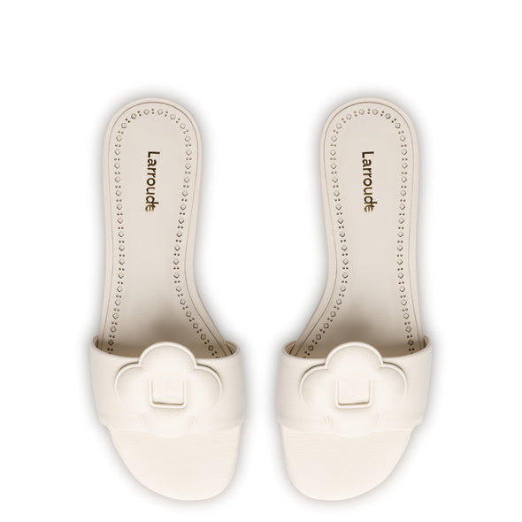 Flora Flat Mule In Ivory Leather