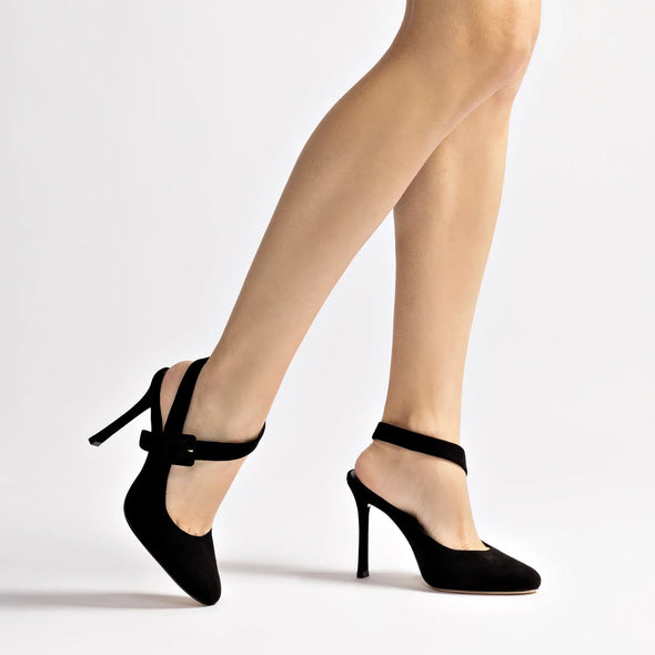 Deena By Larroudé Pump In Black Suede