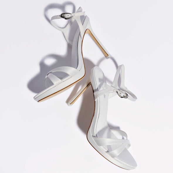 Angelina Sandal In White Satin