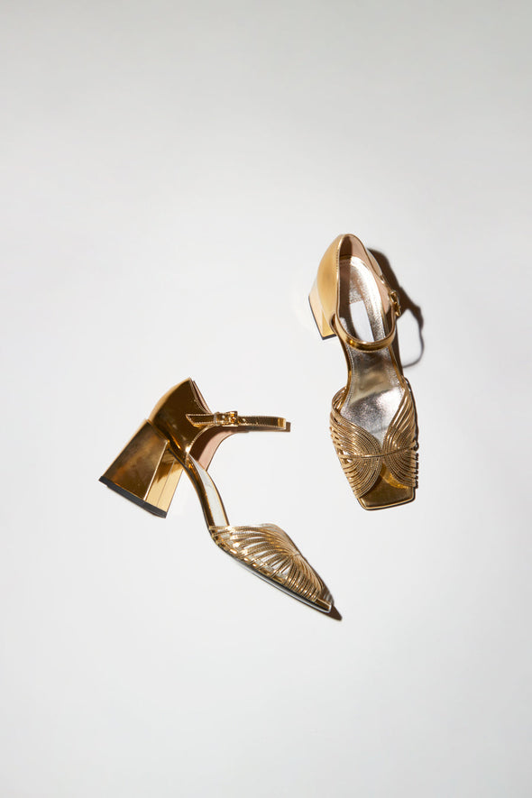 Suzanne Rae High 70’s Sandal in Gold